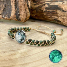 Charger l&#39;image dans la galerie, Bracelet lune en turquoise africaine