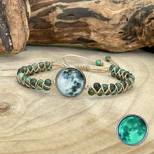 Charger l&#39;image dans la galerie, Bracelet lune en turquoise africaine